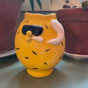 Bad lemon ceramic vase- egle zvirblyte